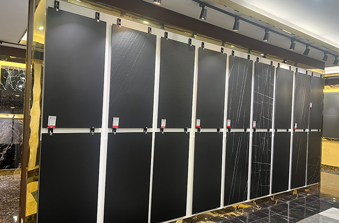 Текстурированная глазурованная керамогранитная плитка